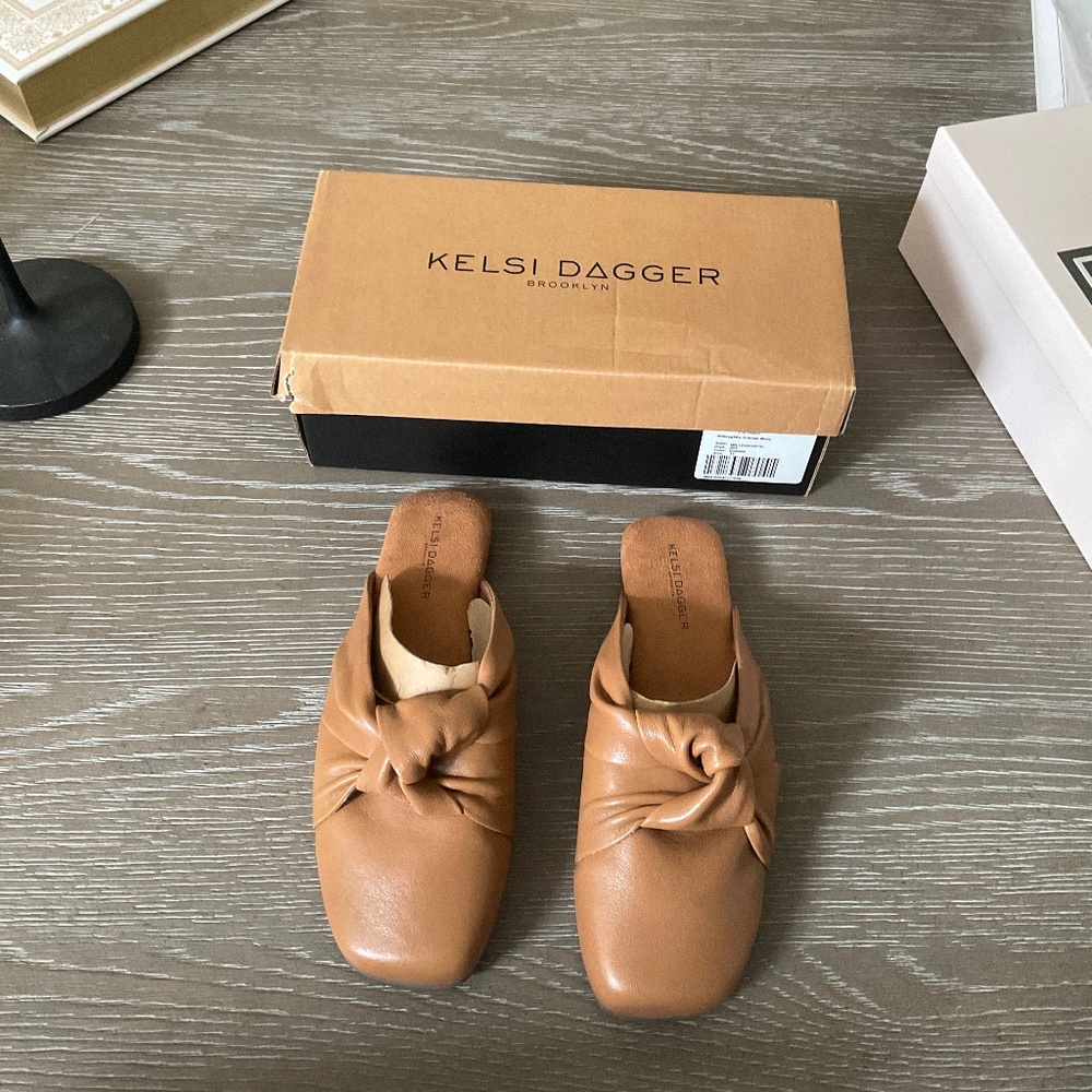 Kelsi Dagger Willoughby Tan Leather Mules, Size 11